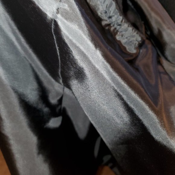 Tahari Cape Coat - Picture 2 of 12